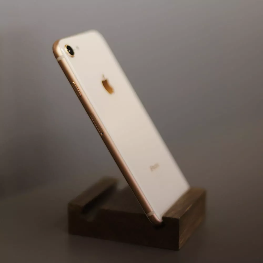 Купити б/у iPhone 8 256GB, відмінний стан (Gold) — ціни